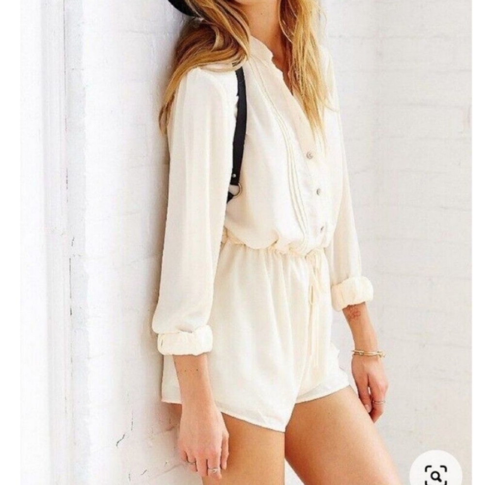 Anthropologie Chic Cream Romper